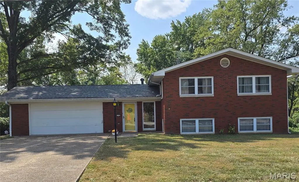 118 Pamela Drive, Belleville, IL 62223 - Image #1