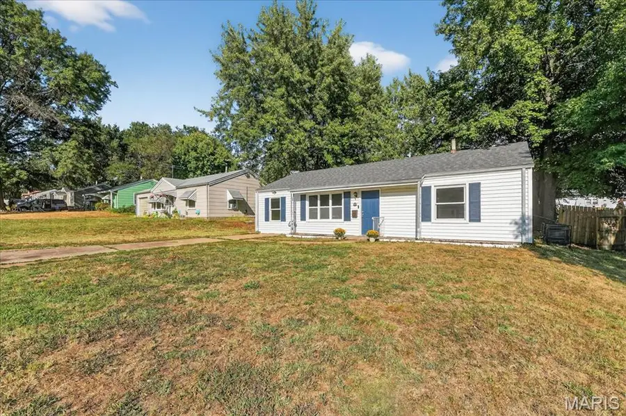 9854 Dennis Drive, Saint Louis, MO 63136 - Image #2