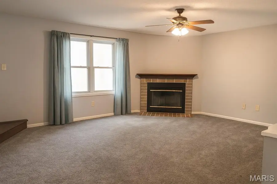 300 Pine Lake Road #6, Collinsville, IL 62234 - Image #3