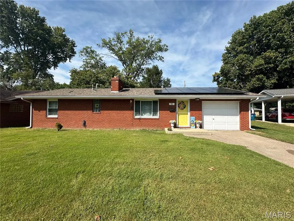 782 Berry Road, Wood River, IL 62095 - Image #1