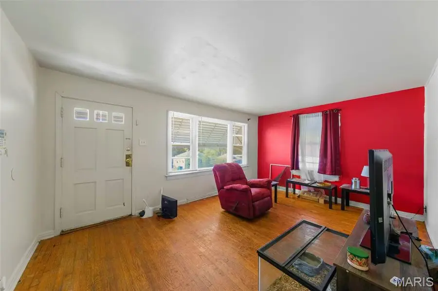 10030 Mccartney Lane, Riverview, MO 63137 - Image #3