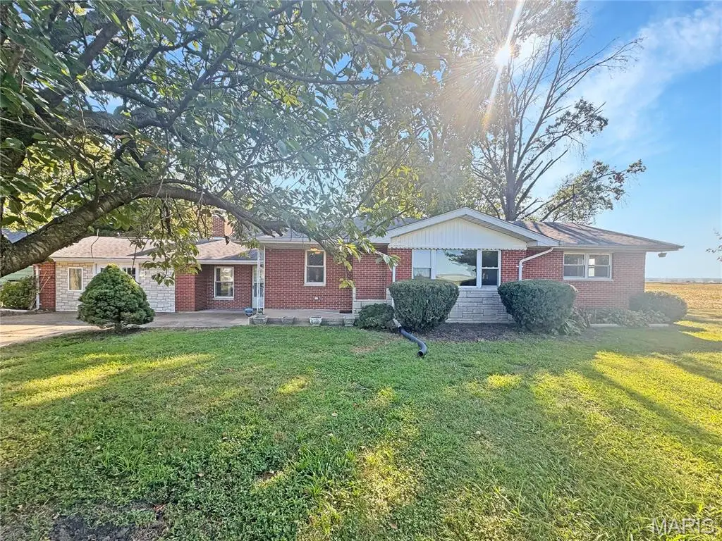 9506 B Road, Valmeyer, IL 62295 - Image #1