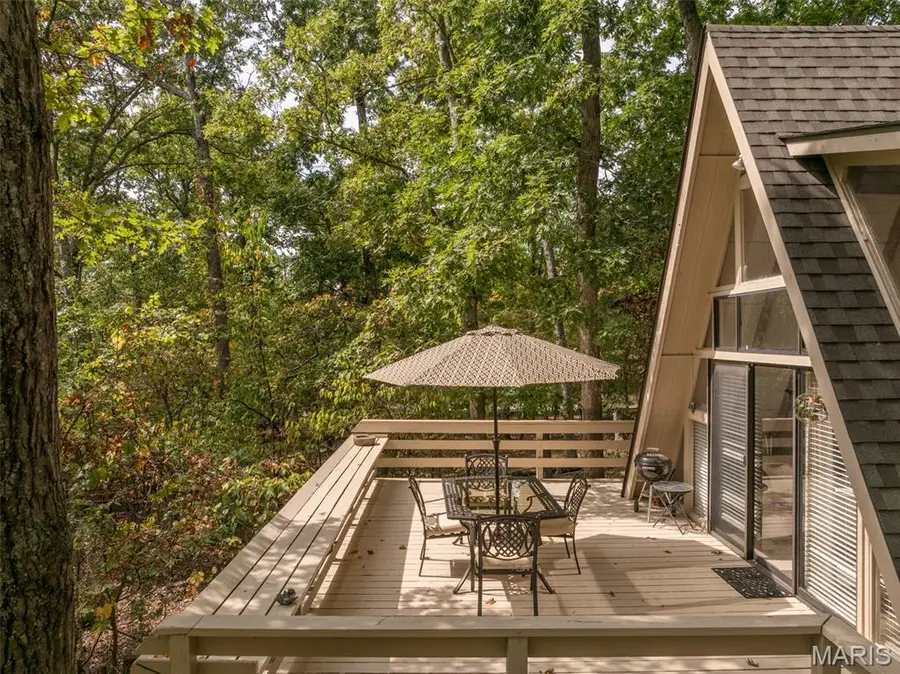 834 Mitten Ridge Drive, Innsbrook, MO 63390 - Image #2