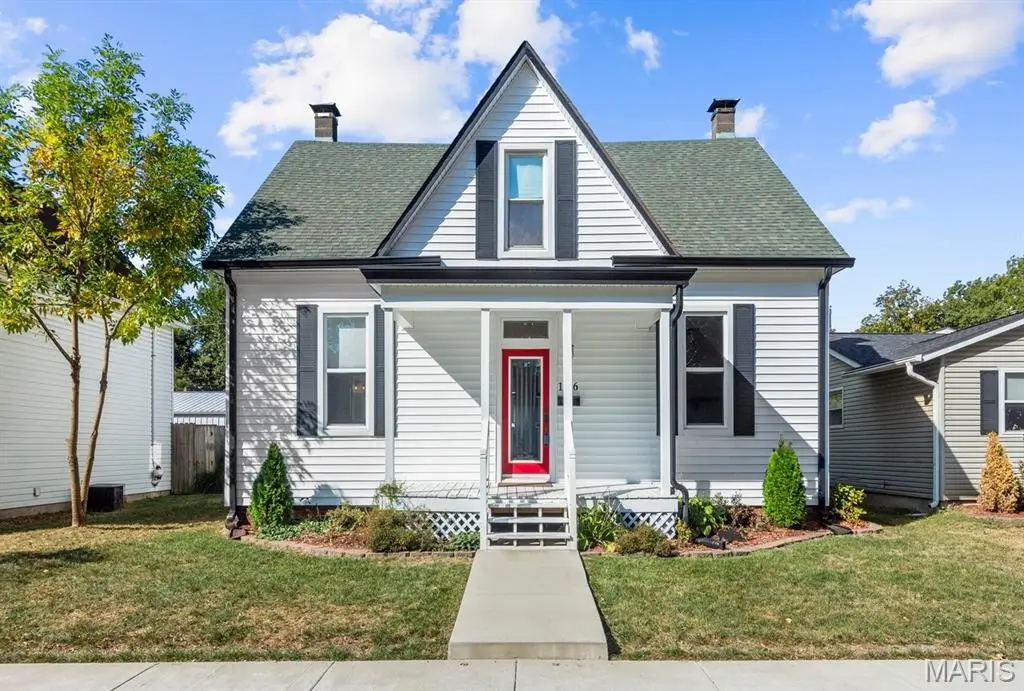 106 S Vine Street, Freeburg, IL 62243 - #1
