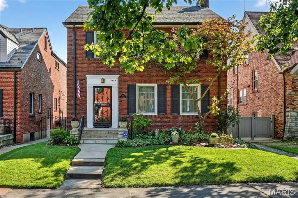 5864 Walsh Street, Saint Louis, MO 63109 - #1