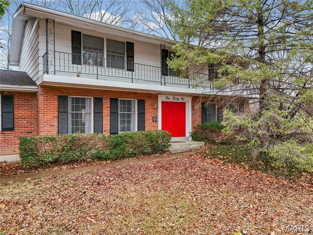 421 Andover Lane, Ballwin, MO 63011 - #1