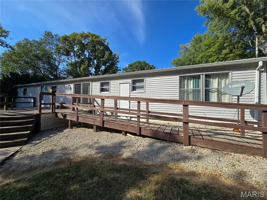 1910 Washington Street, Hillsboro, IL 62049 - Image #3