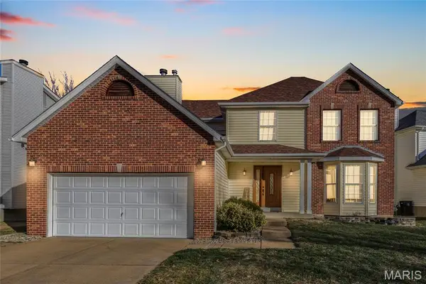 2835 Belle Terre Court, St Louis, MO 63129