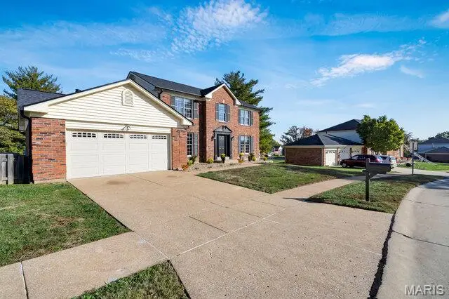 4923 Southridge Park Drive, Mehlville, MO 63129 - Image #3