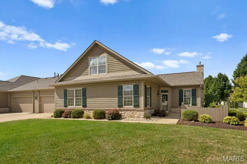 1230 Three Rivers Drive #6B, Ofallon, IL 62269 - #1
