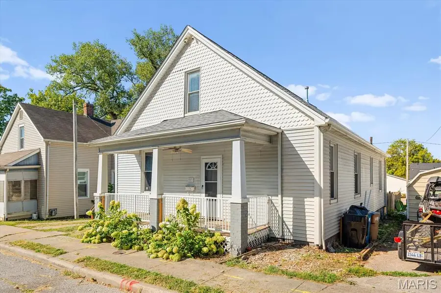 907 S Jackson Street, Belleville, IL 62220 - Image #2