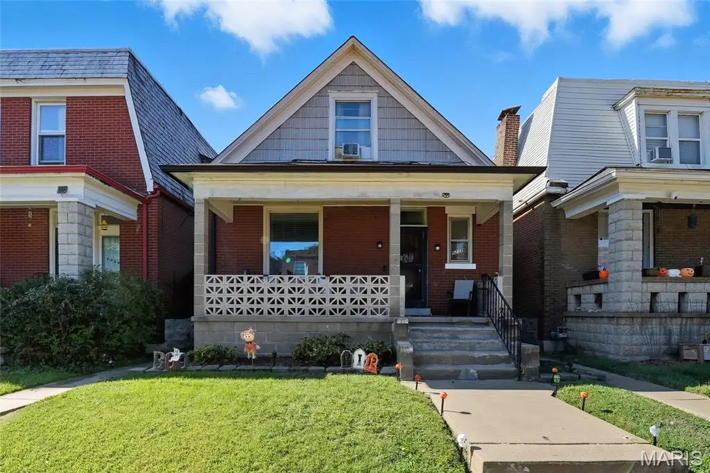 5232 Highland Avenue, Saint Louis, MO 63113 - Image #1