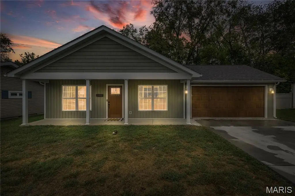 131 N Alexander Street, Farmington, MO 63640 - Image #1