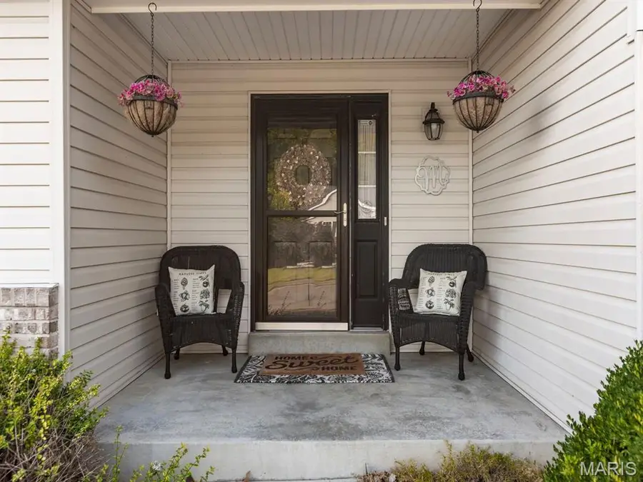 136 Winter Valley Drive, Fenton, MO 63026 - Image #2