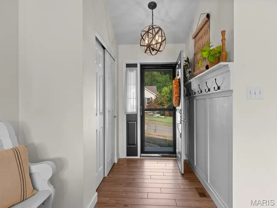 136 Winter Valley Drive, Fenton, MO 63026 - Image #3