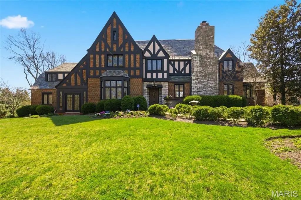 7246 Wydown Boulevard, Clayton, MO 63105 - #1