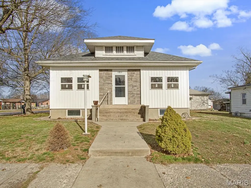 101 E Locust Street, Coulterville, IL 62237 - Image #1
