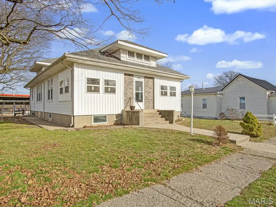 101 E Locust Street, Coulterville, IL 62237 - Image #2