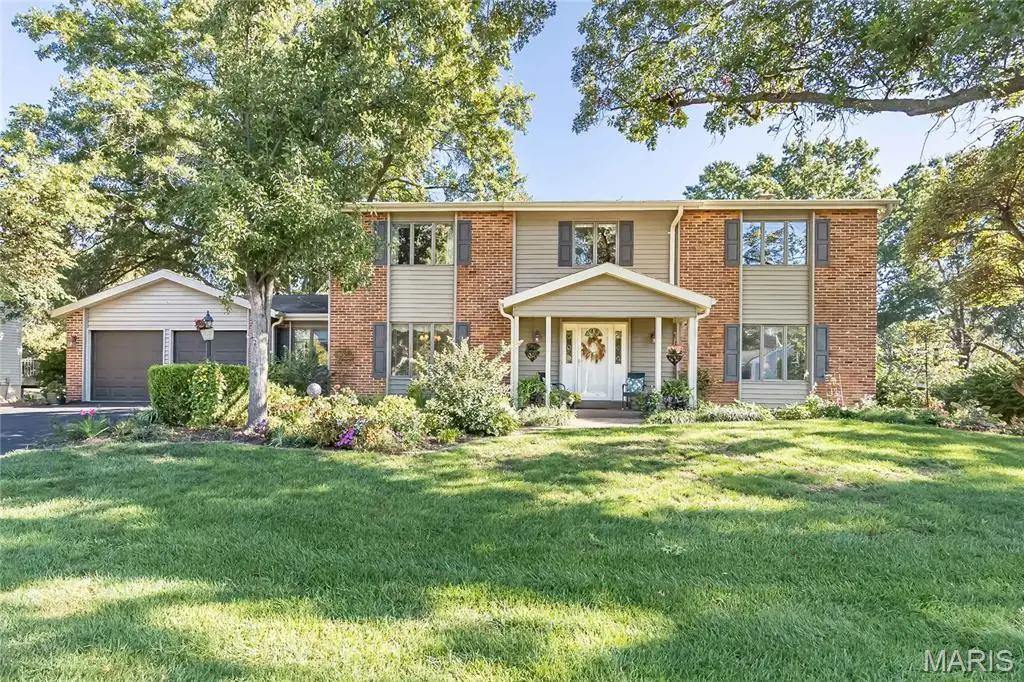 1620 Chalmers Drive, Chesterfield, MO 63017 - Image #1