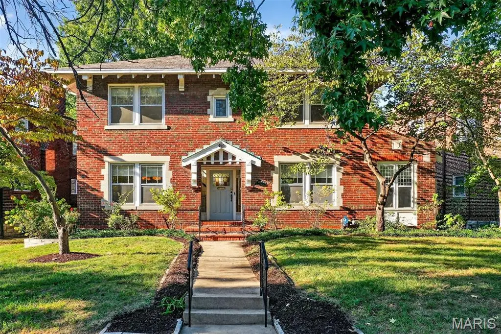 6239 Alamo Avenue, Saint Louis, MO 63105 - Image #1