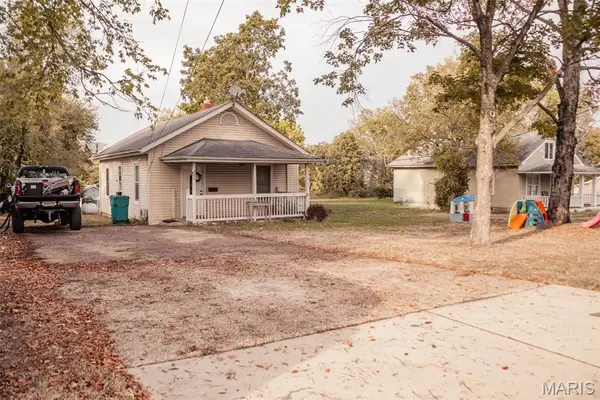 735 Virginia Mines Road, St Clair, MO 63077