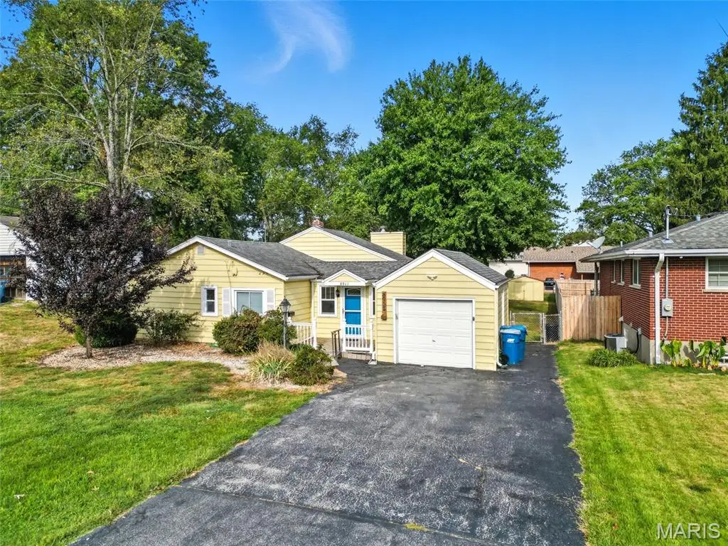 8911 Kammerer Avenue, Saint Louis, MO 63123 - Image #1