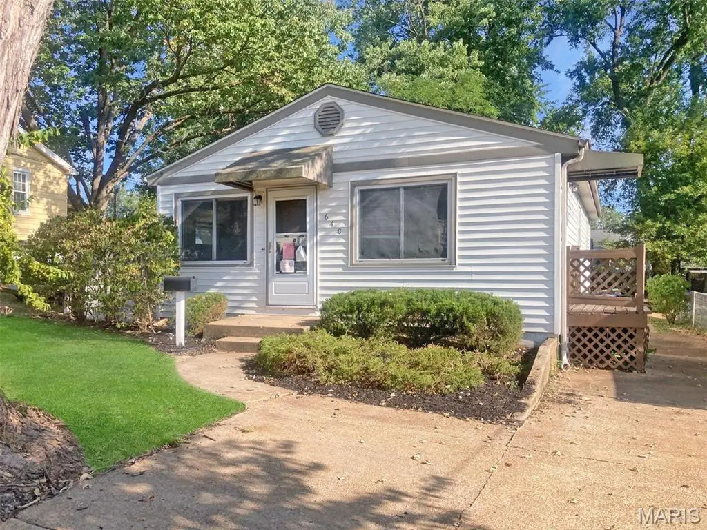 640 Clover Lane, Saint Louis, MO 63126 - Image #1