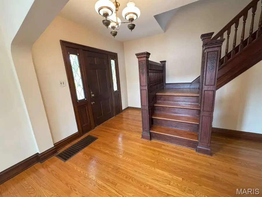 9310 Old Bonhomme, Olivette, MO 63132 - Image #2