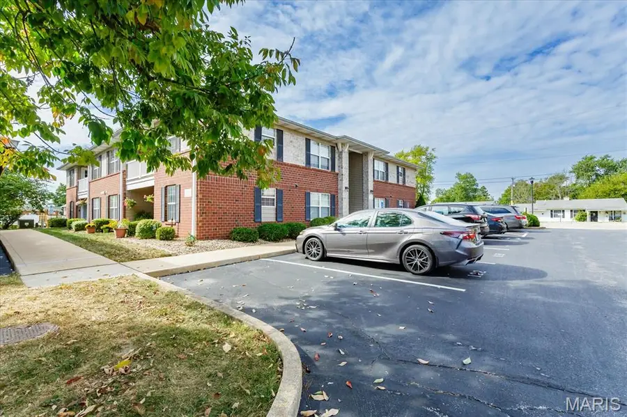 406 S Church Street #128, Saint Peters, MO 63376 - #3