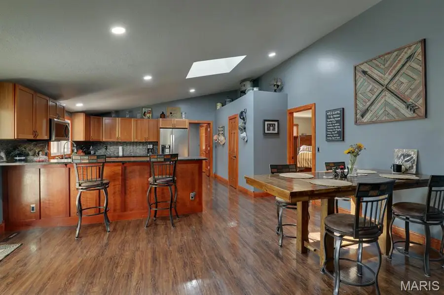 317 Johnson Place, Palmyra, MO 63461 - Image #2