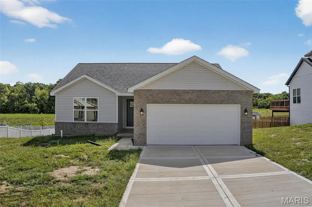 826 Glenbriar, Waterloo, IL 62298 - Image #1