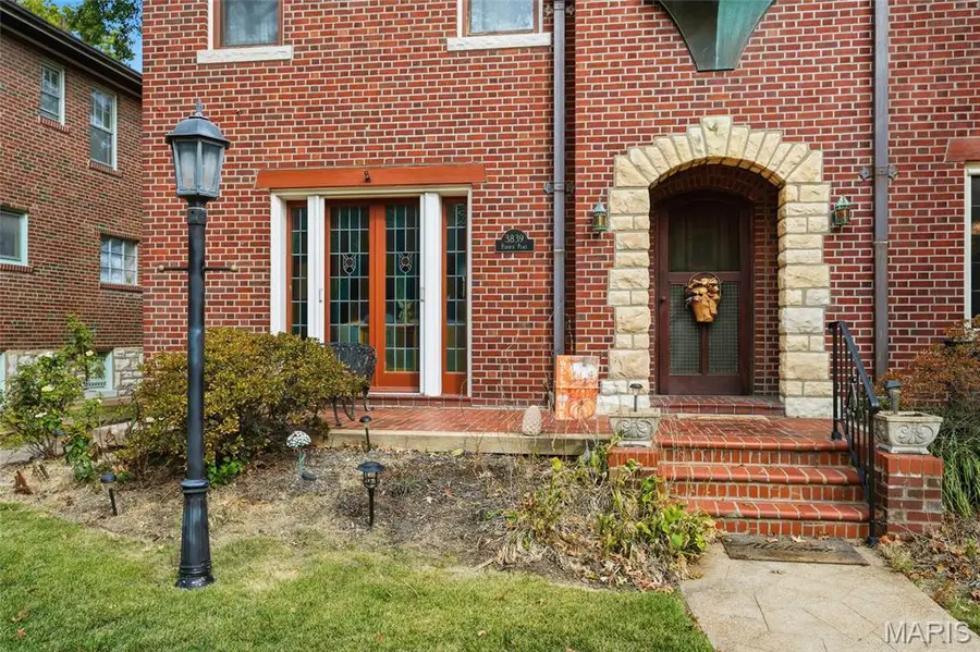 3839 Federer Place, Saint Louis, MO 63116 - Image #2