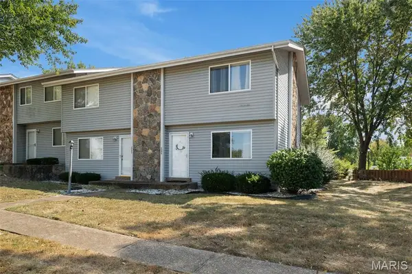 2206 Gascony Drive, Lake St Louis, MO 63367