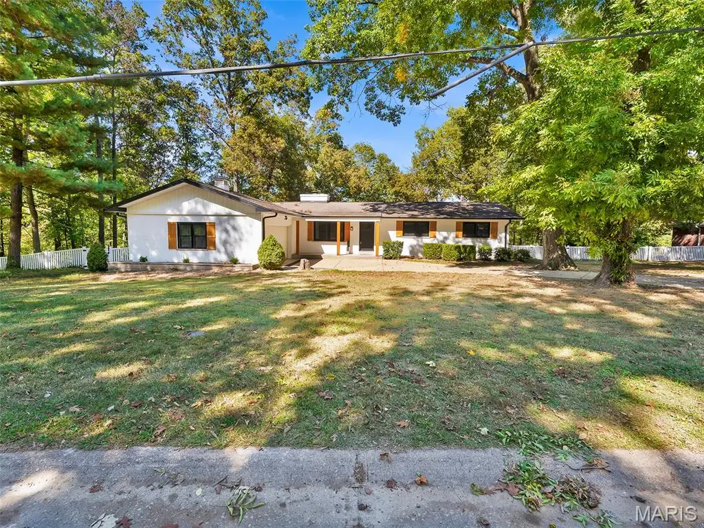 18 Oak Forest Drive, Saint Charles, MO 63303 - Image #1