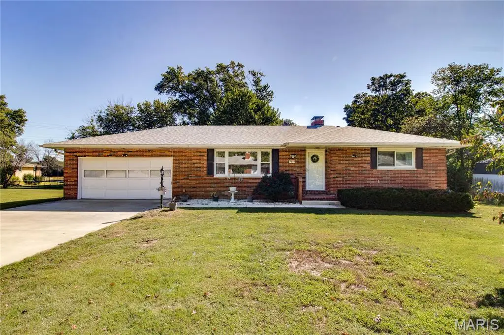 4803 Paris Drive, Godfrey, IL 62035 - Image #1