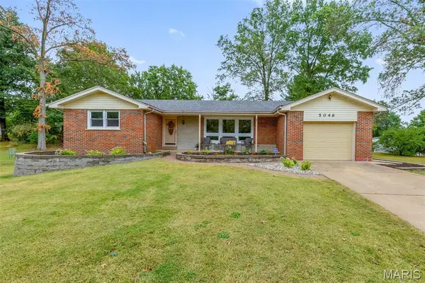 5046 Lomar Lane, St Louis, MO 63129