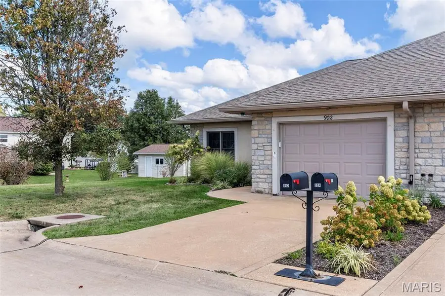 902 Pine Avenue, Warrenton, MO 63383 - Image #2