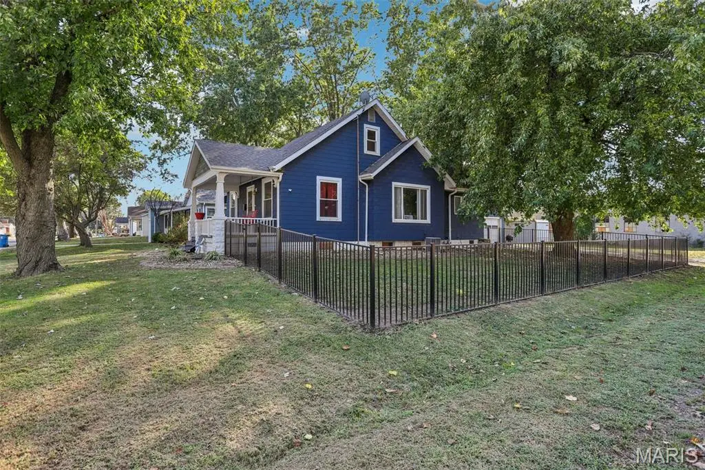 203 S Walnut Street, Trenton, IL 62293 - Image #1