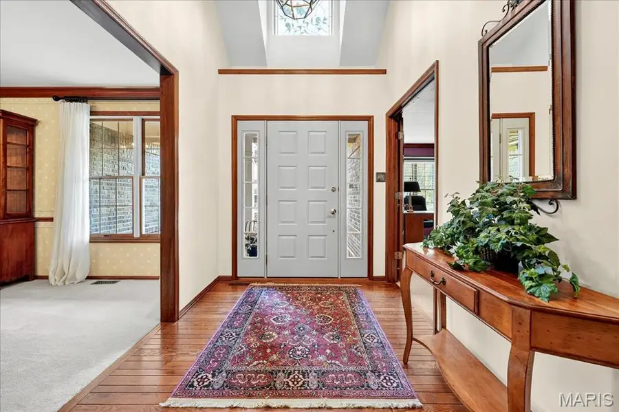 2405 Fairoyal Drive, Saint Louis, MO 63131 - Image #3