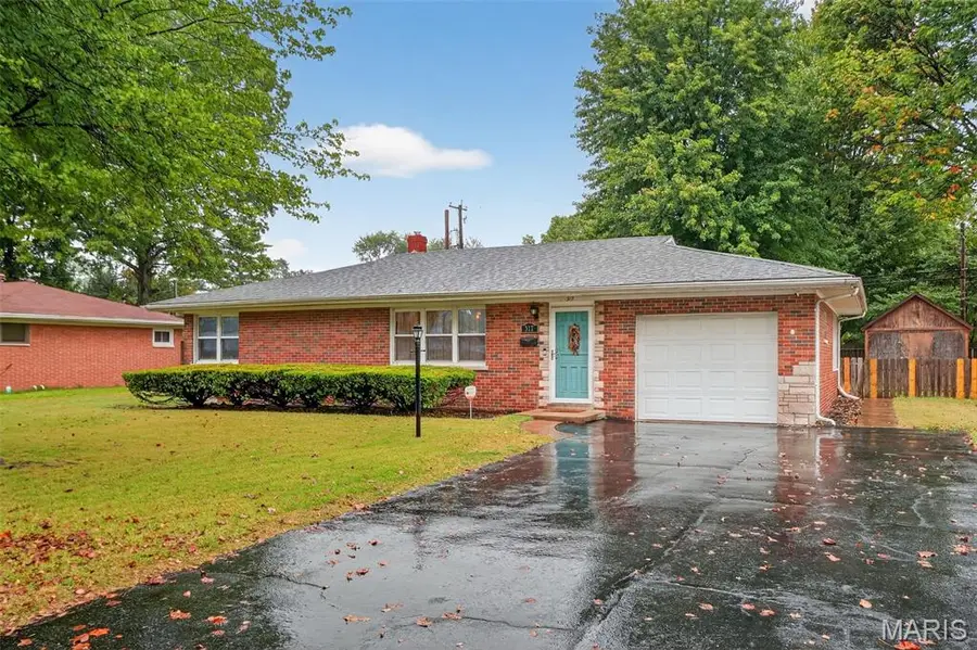 317 Southgate Drive, Belleville, IL 62223 - Image #2