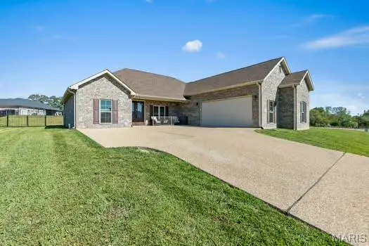 1656 Warren Lake Drive, Jackson, MO 63755 - Image #1