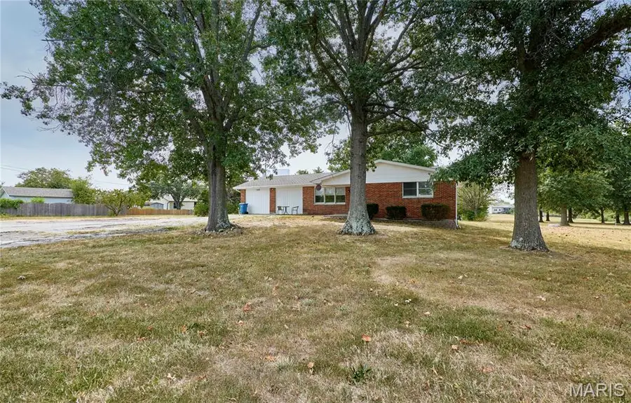 1306 Feise Road, Ofallon, MO 63368 - Image #3