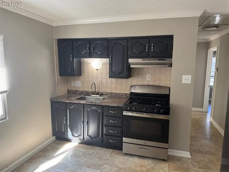 1105 Patterson Road, Florissant, MO 63031 - Image #3