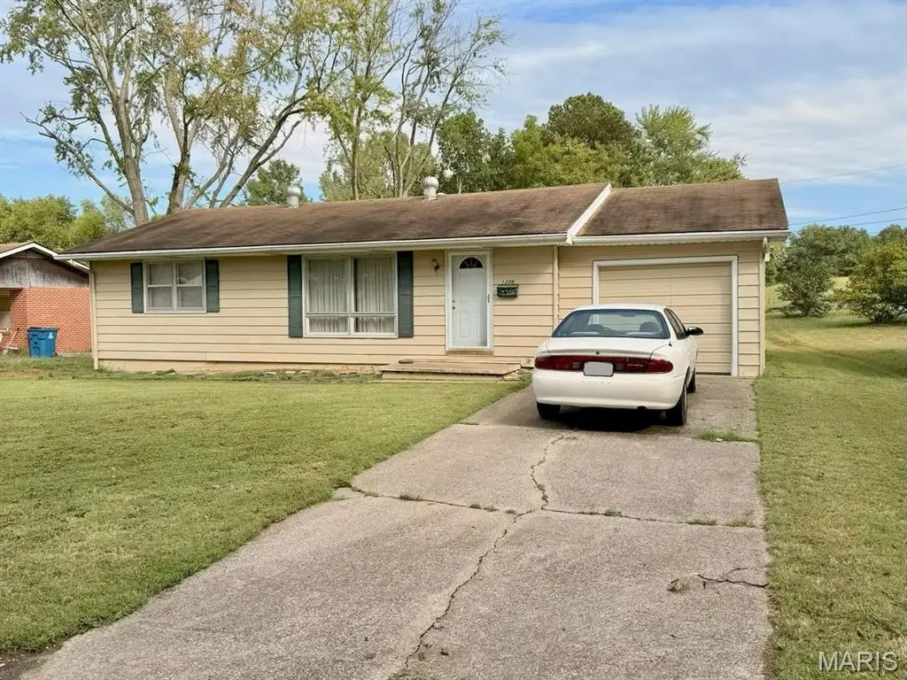 1306 1st Street, Scott City, MO 63780 - #1
