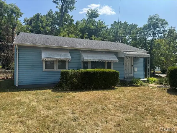 9163 Loganberry Lane, Bel Ridge, MO 63121