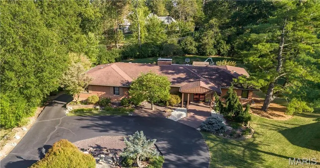 10 Westfield Lane, Frontenac, MO 63131 - #1