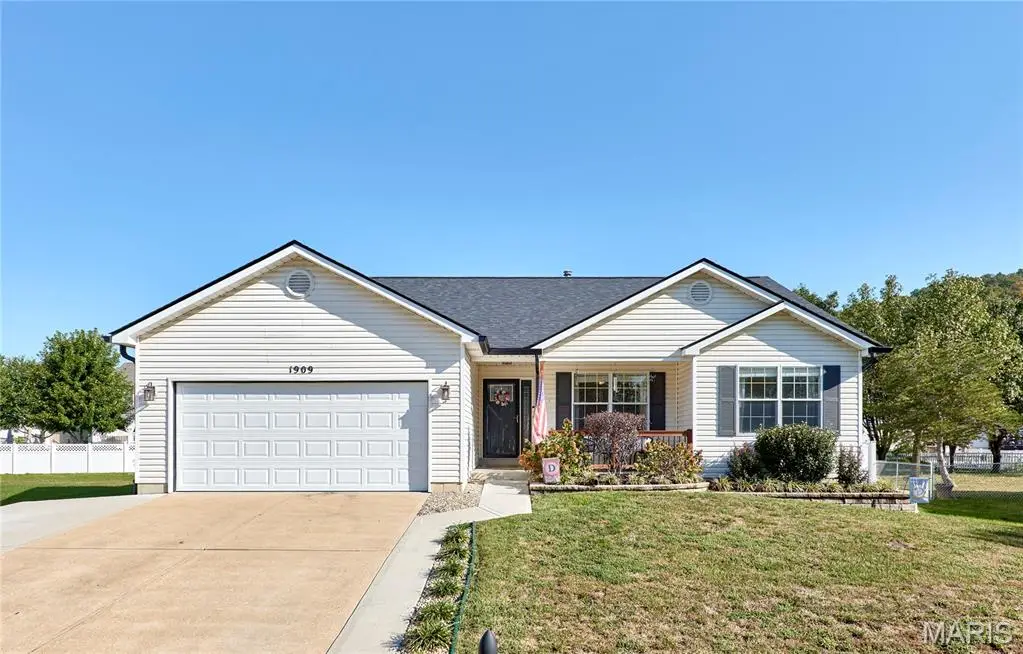 1909 Mid Summer Drive, Imperial, MO 63052 - Image #1