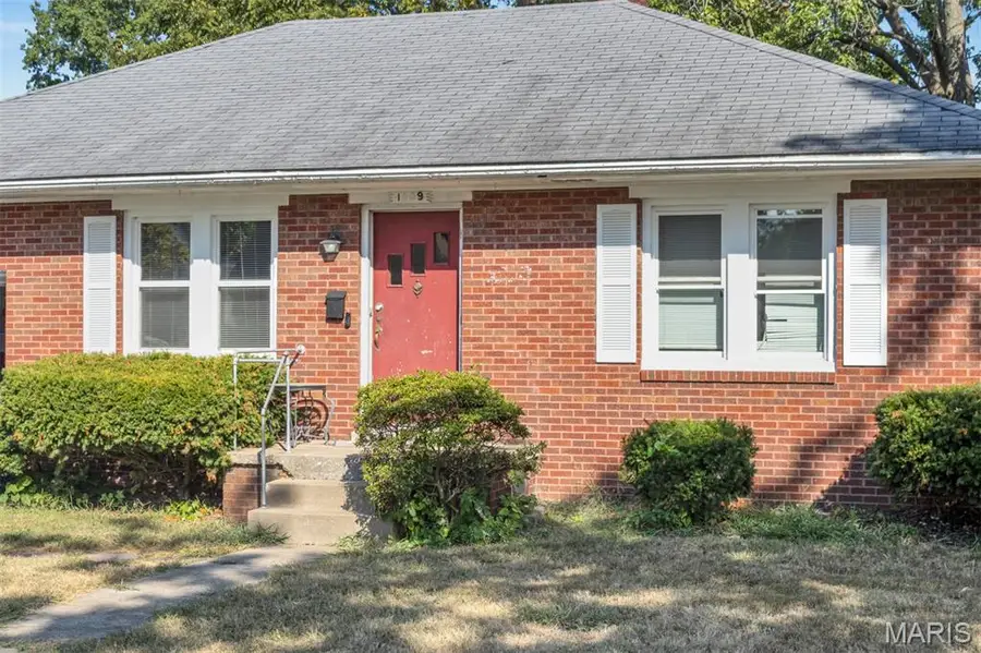 1809 Olive Street, Highland, IL 62249 - Image #2