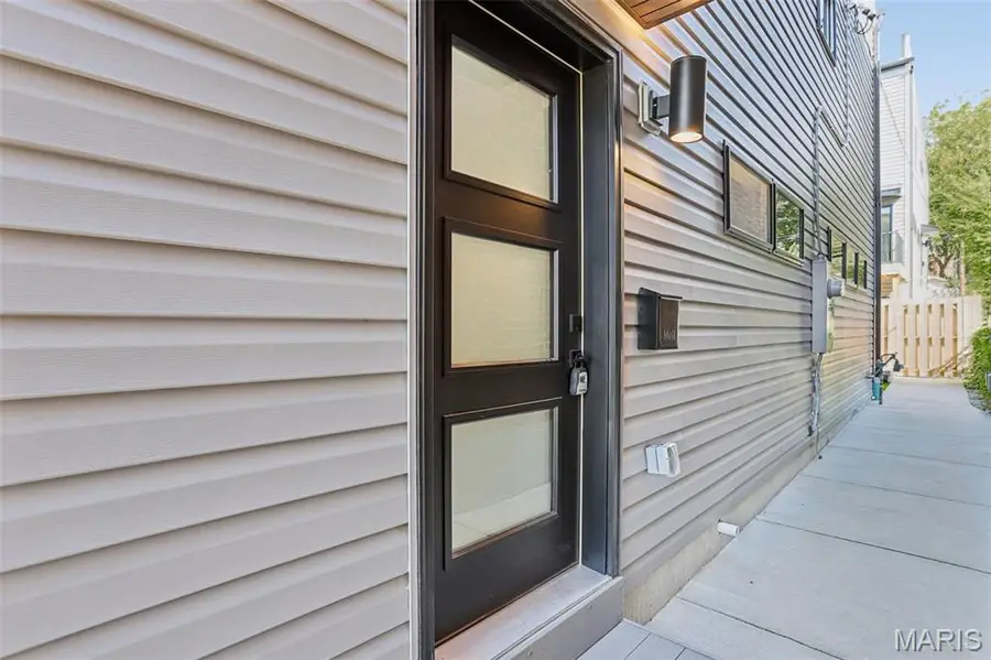 2732 59th Street, Saint Louis, MO 63139 - Image #2