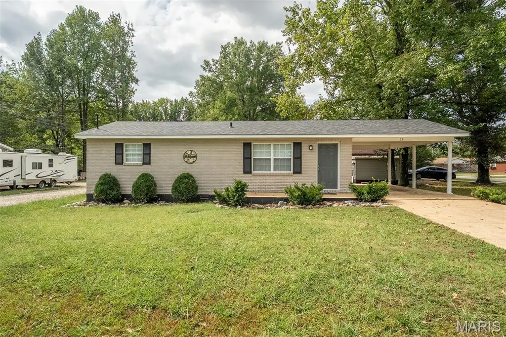231 Hampton Court, Poplar Bluff, MO 63901 - Image #1